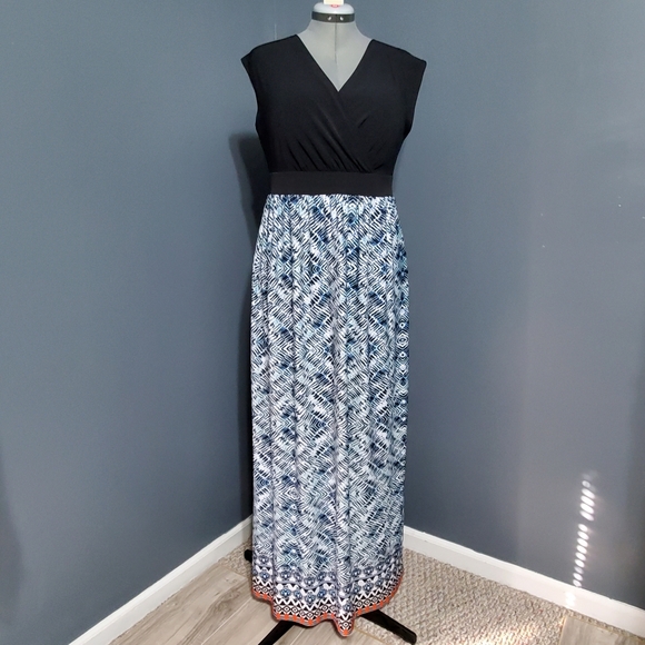 AB Studio Dresses & Skirts - AB Studio Black and Blue Patterned Maxi Dress Size Large